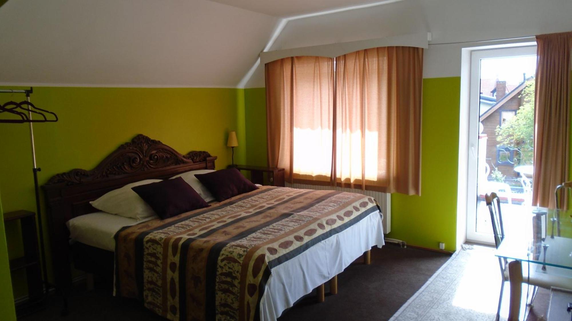 Hotel Getliin Saku Esterno foto