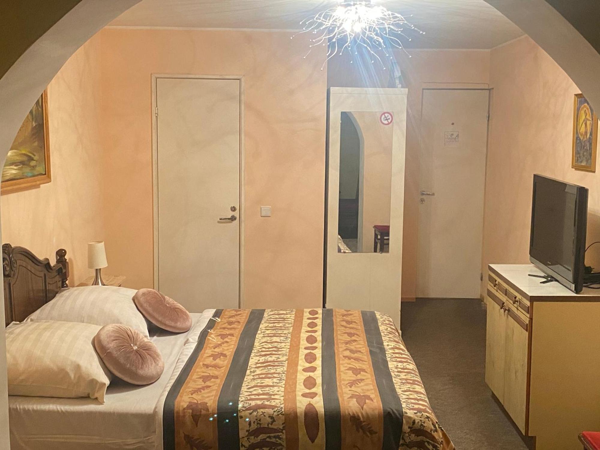 Hotel Getliin Saku Esterno foto