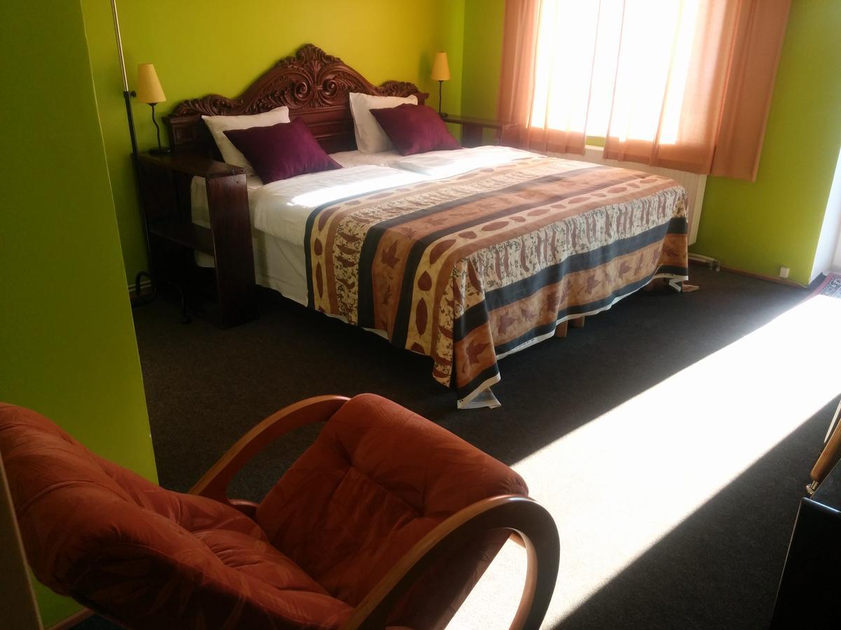 Hotel Getliin Saku Esterno foto