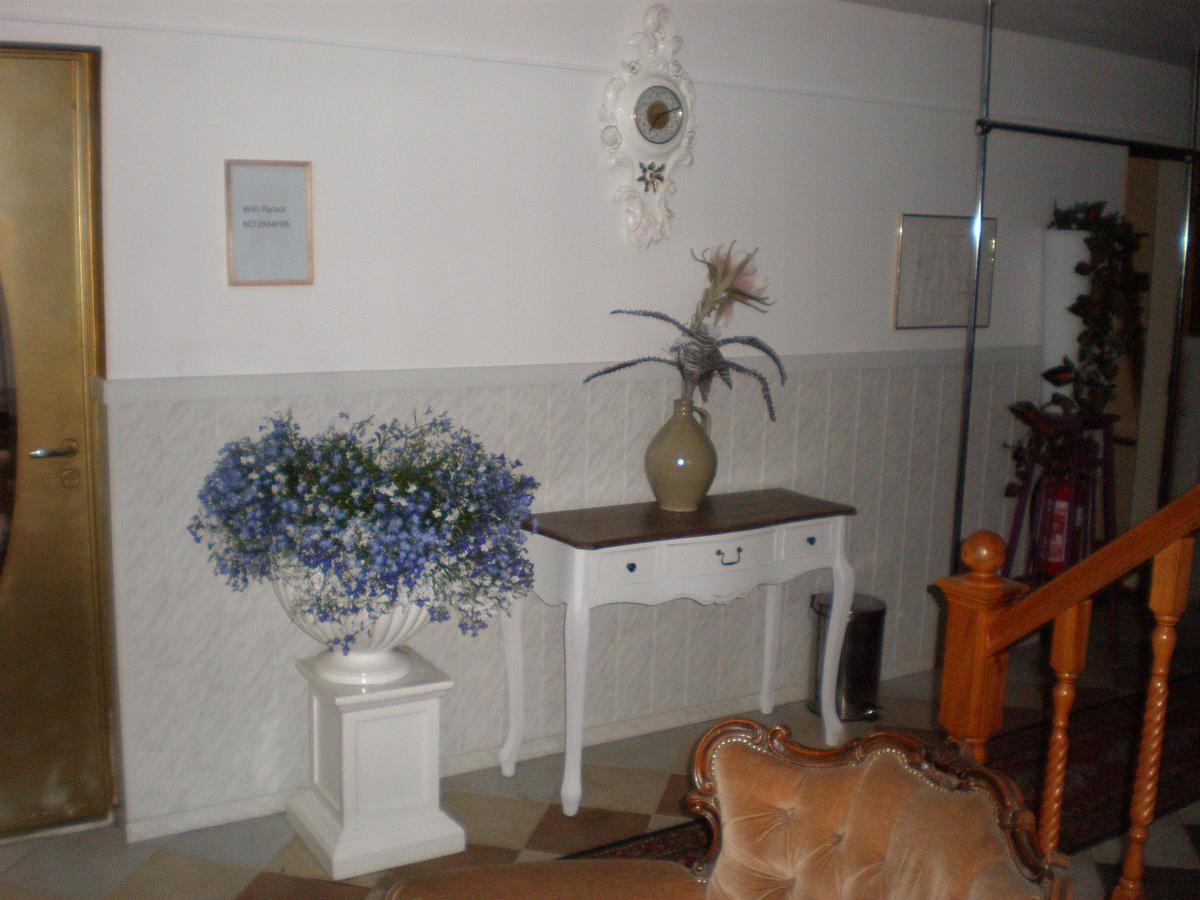 Hotel Getliin Saku Esterno foto